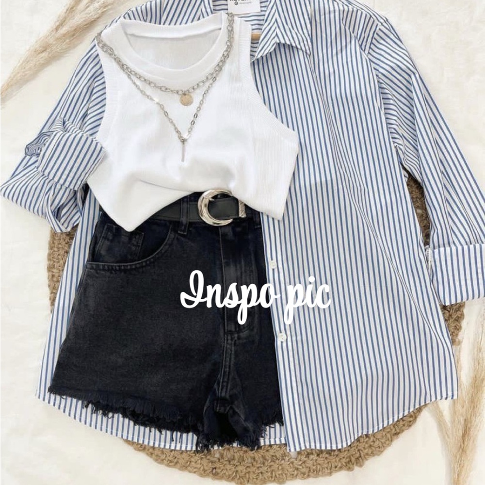 💙Old Navy Medium The Boyfriend Shirt Blue & White Striped Shirt - Picture 10 of 10